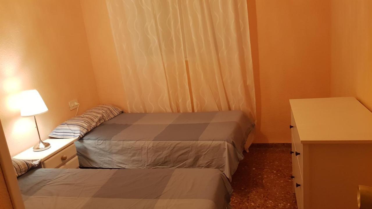 Disponible En Abril-Wifi-3Hab, 6 Pers, -Piscina, Aire Acondi-Parking Opcionable Extra Apartment Benidorm Ngoại thất bức ảnh