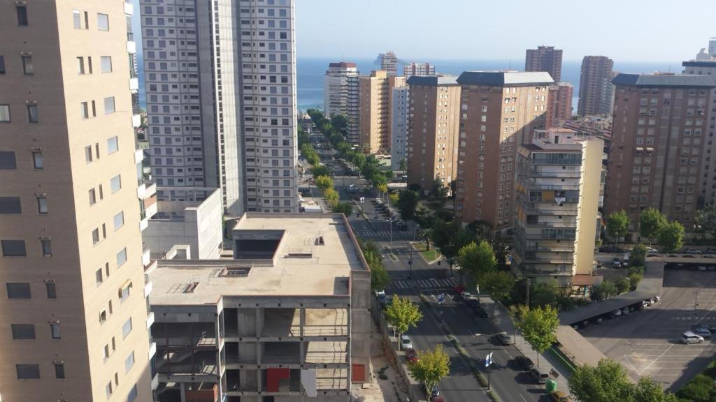 Disponible En Abril-Wifi-3Hab, 6 Pers, -Piscina, Aire Acondi-Parking Opcionable Extra Apartment Benidorm Ngoại thất bức ảnh